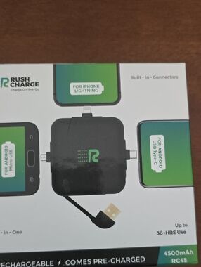 4500mAh Black Multi-Connector Portable Charger
